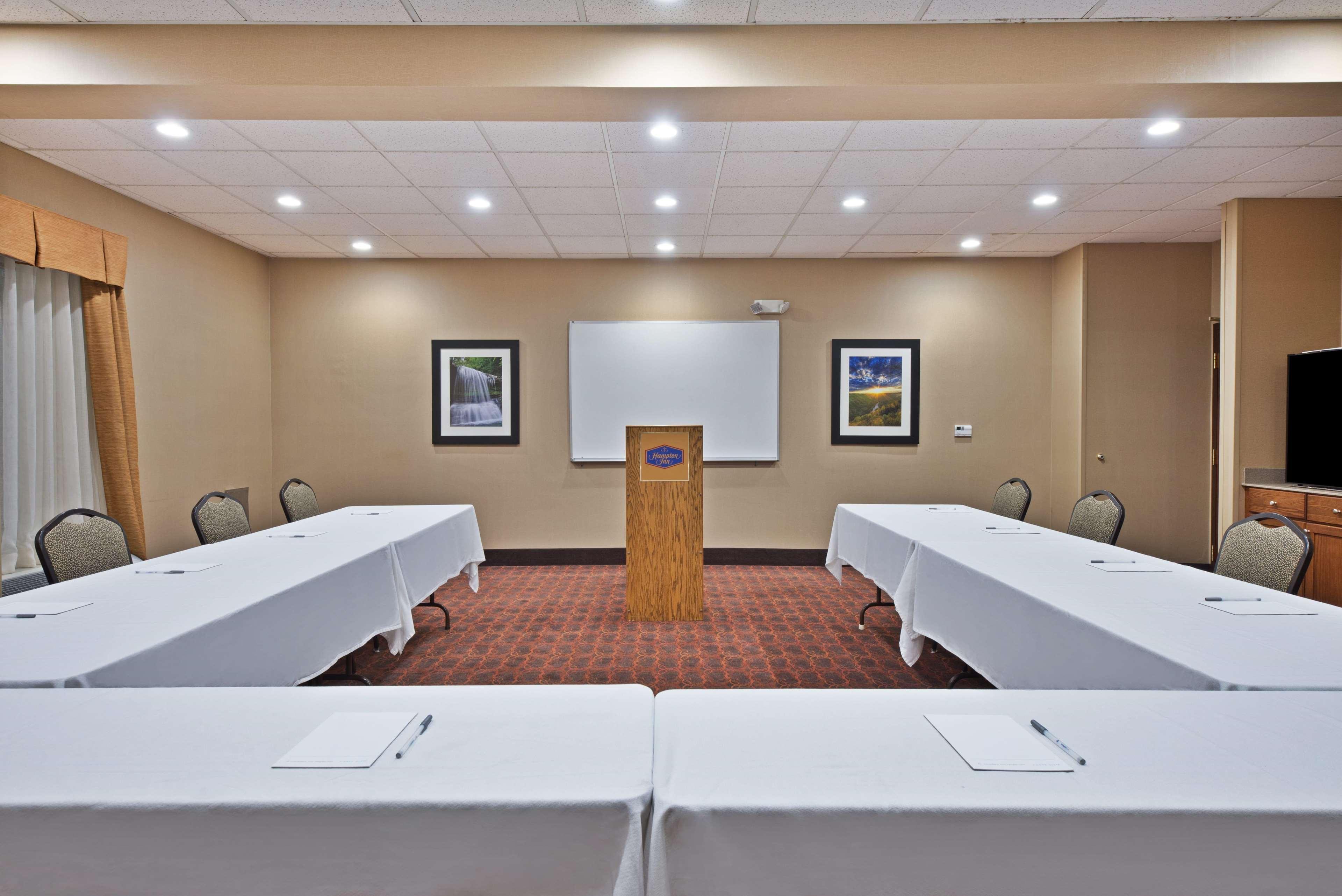 Hampton Inn Winfield Teays Valley Exterior foto