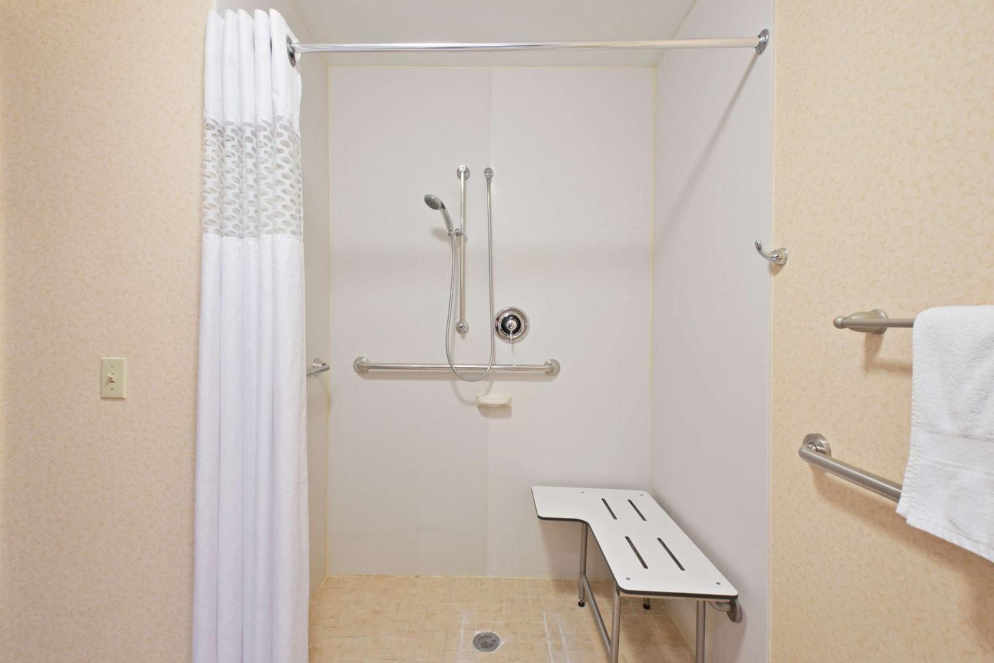 Hampton Inn Winfield Teays Valley Exterior foto